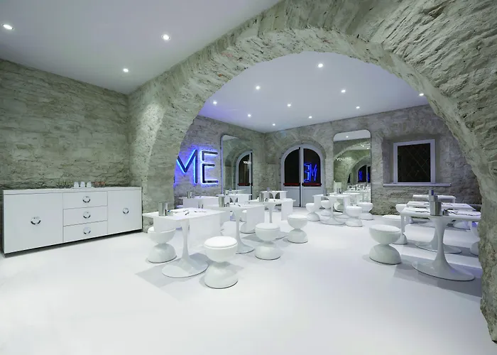 Youme Design Place Hotel